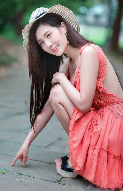 核心后腰是否具备长传转移能力决定控场等级,核心是腰部力量吗