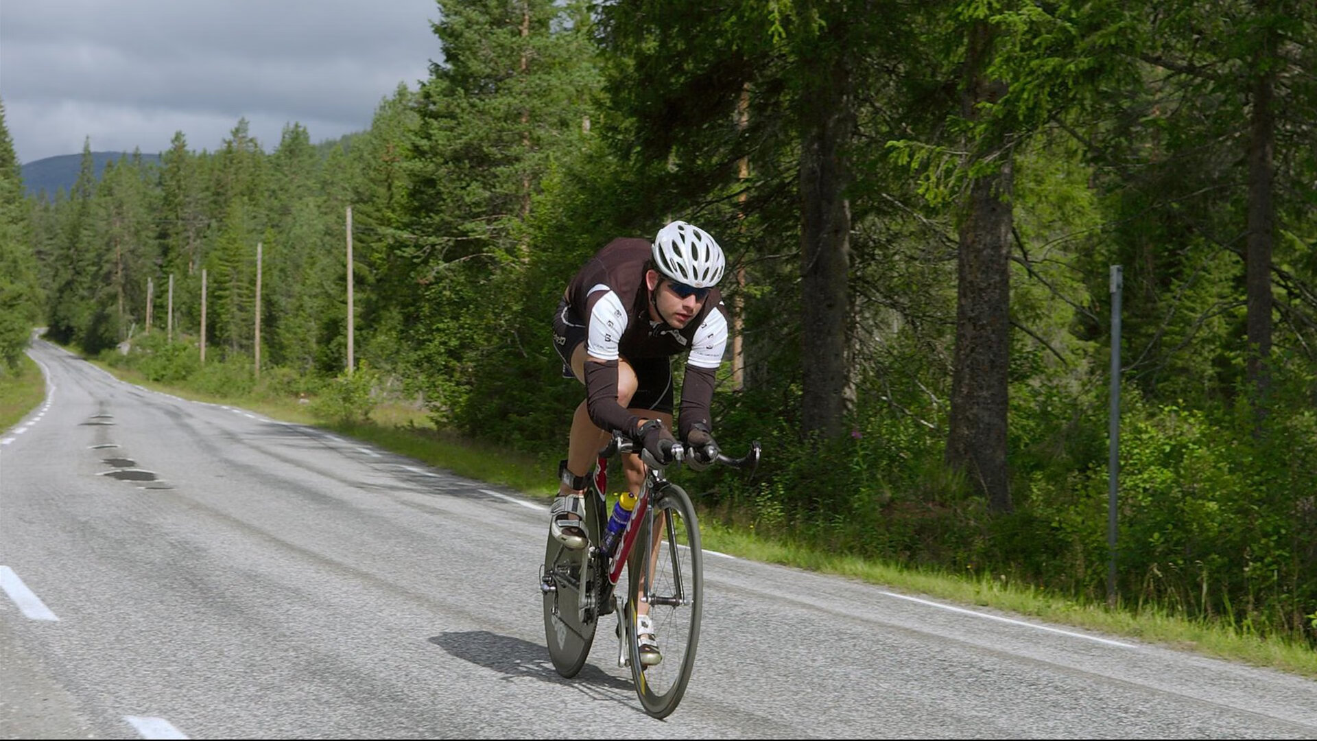 中国足球青训课程注重场上决策能力提升，中国足球青训学校有哪些