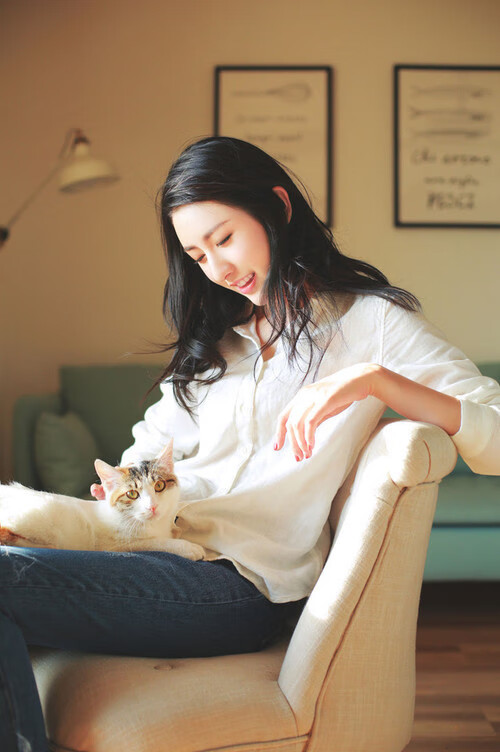 斯洛伐克女篮在欧洲锦标赛中取得优异成绩，冲击奖牌