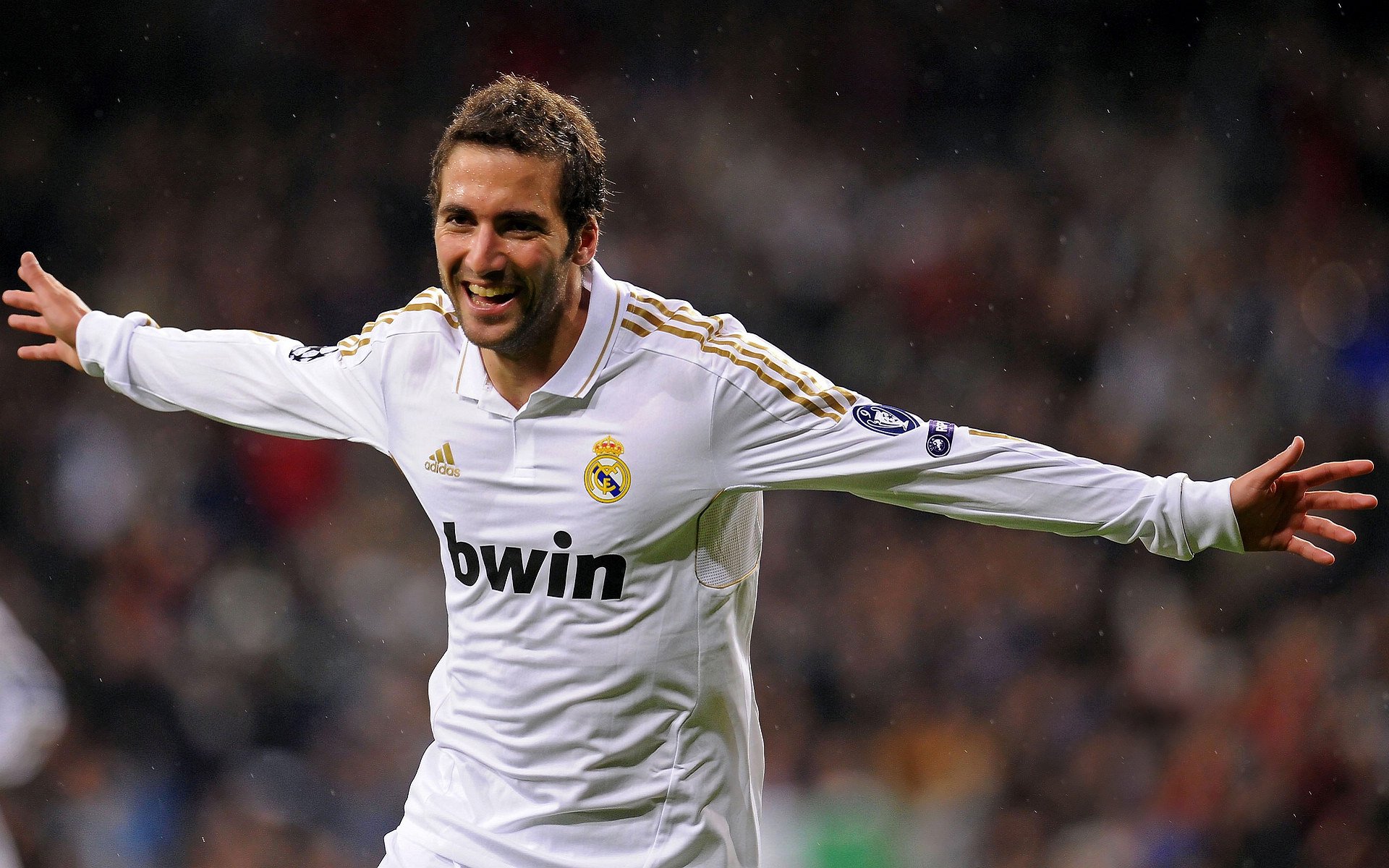 卫冕冠军强势复苏!神将33+19狂刷纪录,威少5三分轰24分9助,三巨头75分威少献三双